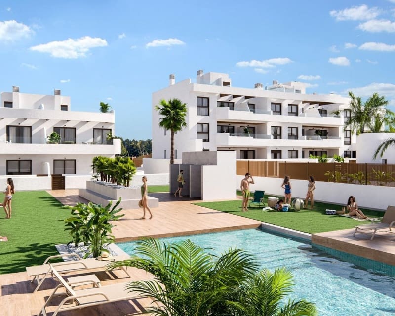3 quarto Moradia para venda em Los Alcazares com piscina garagem - 539 900 € (Ref: 10021335)