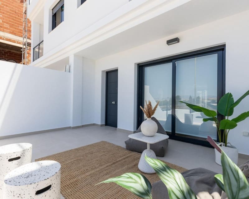 3 Zimmer Villa zu verkaufen in Rafal mit Pool Garage - 295.000 € (Ref: 10023101)