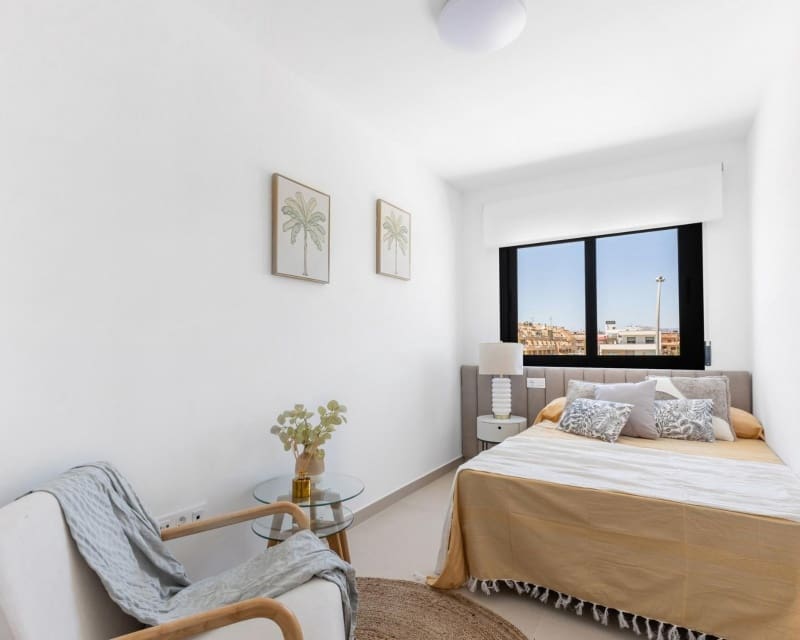 3 Zimmer Villa zu verkaufen in Rafal mit Pool Garage - 295.000 € (Ref: 10023101)