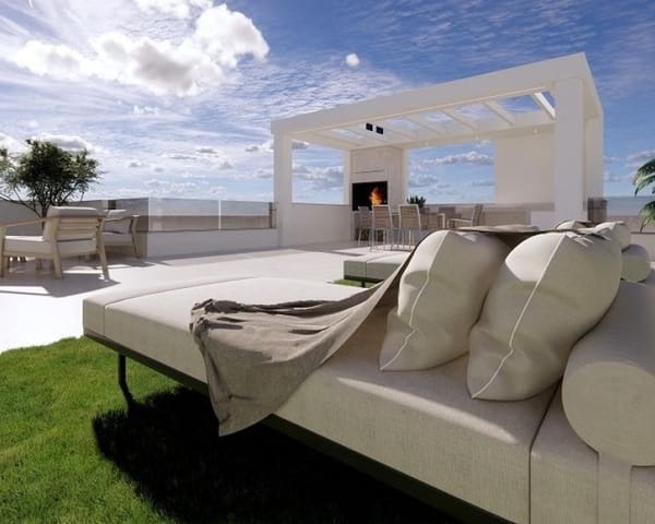 3 bedroom Villa for sale in San Luis, Torrevieja with pool - € 799,000 (Ref: 10057350)