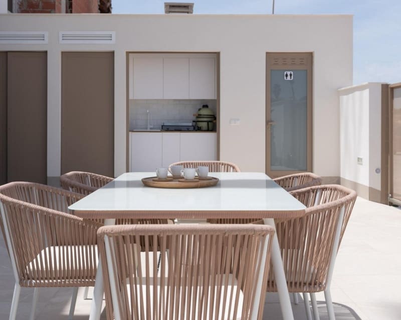 3 chambre Villa/Maison à vendre à Los Alcazares avec piscine garage - 469 000 € (Ref: 10101069)
