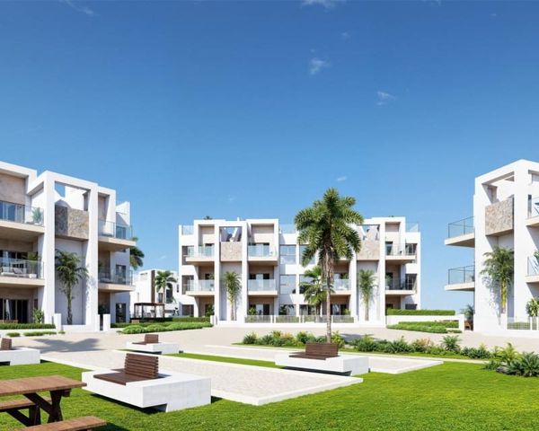 2 quarto Apartamento para venda em Las Lomas de Rame - Bahía Bella, Los Alcázares com piscina garagem - 314 000 € (Ref: 10101070)