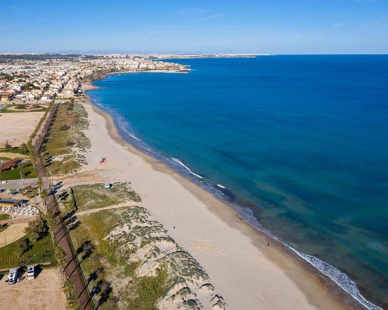 5 sypialnia Willa na sprzedaż w Torre de la Horadada z basenem garażem - 3 600 000 € (Ref: 10101071)