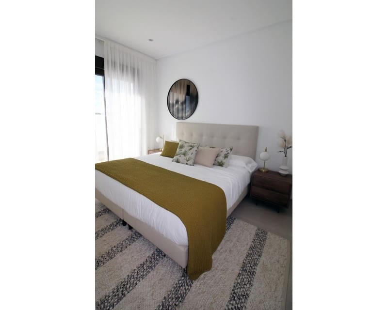 Chalet de 4 habitaciones en Pilar de la Horadada en venta con piscina garaje - 394.900 € (Ref: 10167068)