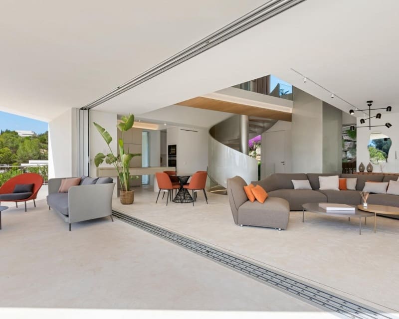 Chalet de 3 habitaciones en Campoamor en venta con piscina garaje - 2.365.000 € (Ref: 10167426)