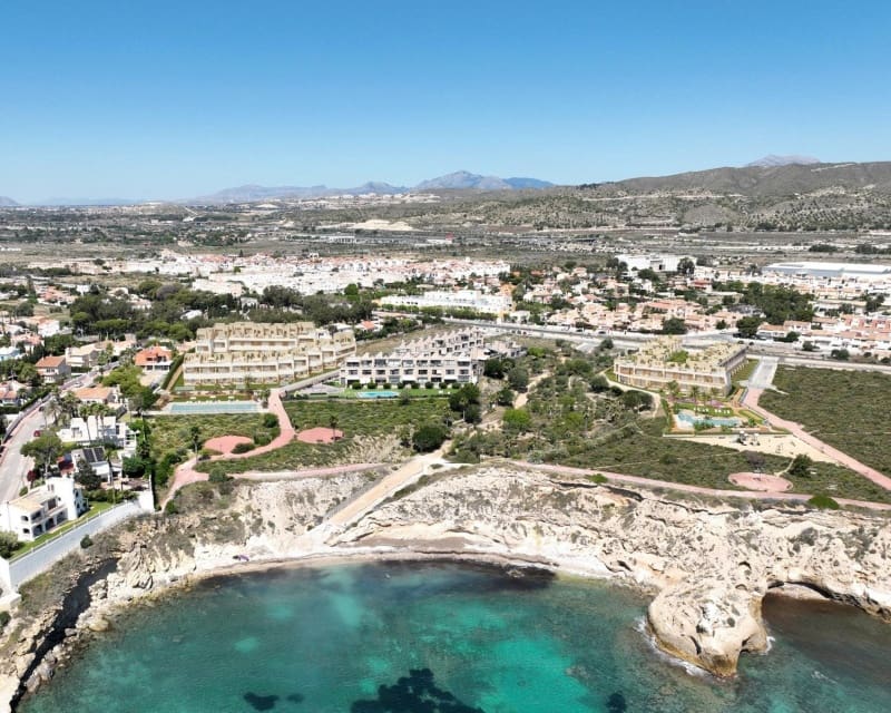 Chalet de 3 habitaciones en El Campello en venta con piscina garaje - 680.000 € (Ref: 10168926)