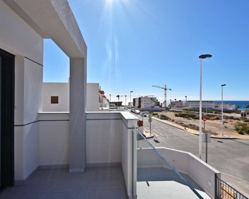 3 sovrum Villa till salu i Alamillo med pool - 309 000 € (Ref: 10168934)
