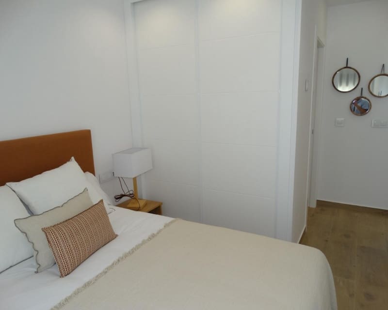 2 sypialnia Apartament na sprzedaż w Pilar de la Horadada z basenem garażem - 245 000 € (Ref: 10169183)