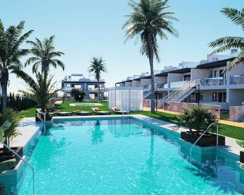 3 bedroom Apartment for sale in Pilar de la Horadada with pool garage - € 375,000 (Ref: 10169193)