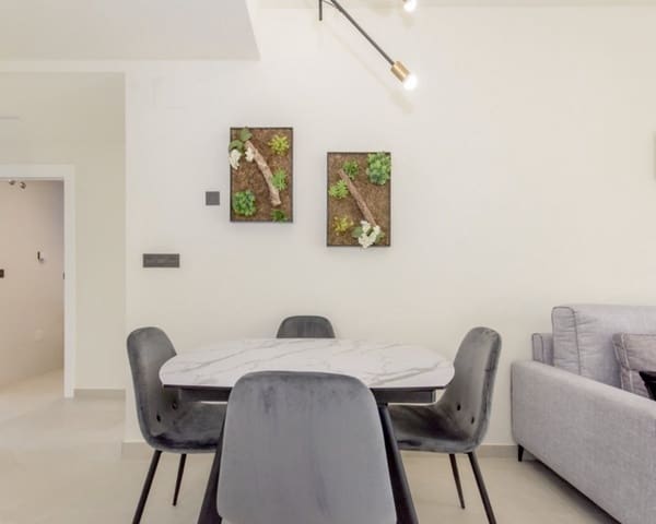 Bungalow de 3 habitaciones en Los Balcones en venta con piscina garaje - 330.000 € (Ref: 10169199)