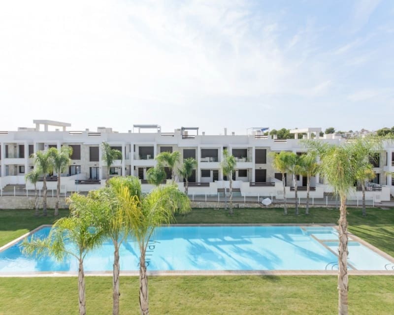 3 slaapkamer Bungalow te koop in Los Balcones met zwembad garage - € 330.000 (Ref: 10169199)