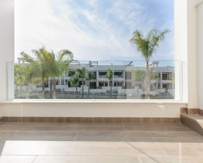 3 slaapkamer Bungalow te koop in Los Balcones met zwembad garage - € 330.000 (Ref: 10169199)