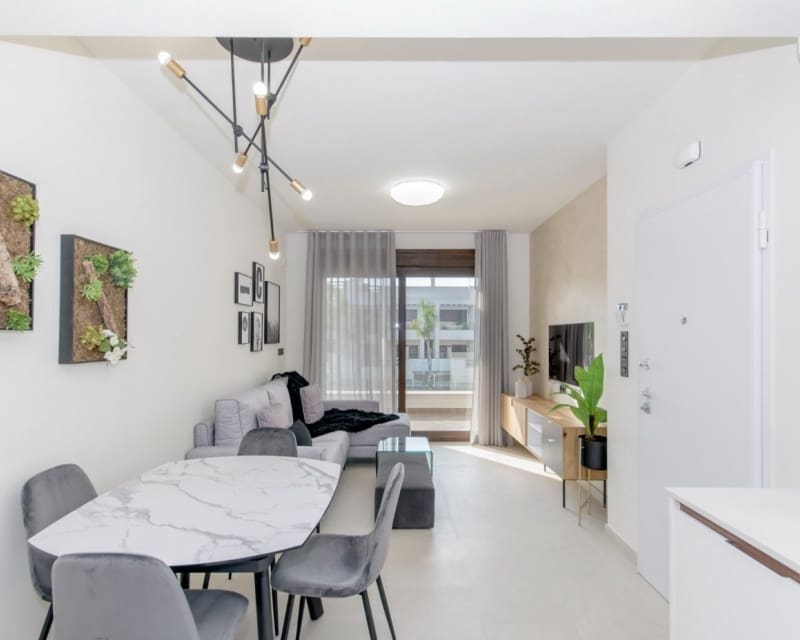 3 slaapkamer Bungalow te koop in Los Balcones met zwembad garage - € 330.000 (Ref: 10169199)