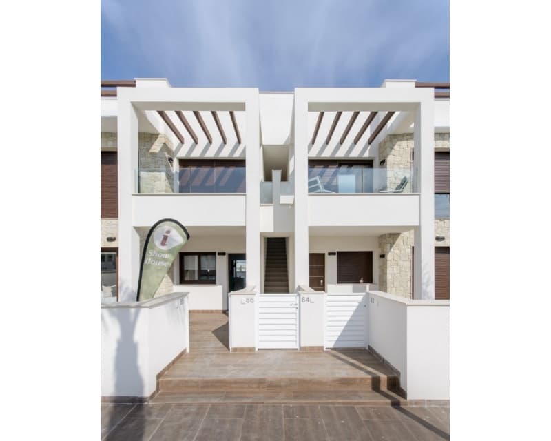 3 slaapkamer Bungalow te koop in Los Balcones met zwembad garage - € 330.000 (Ref: 10169199)