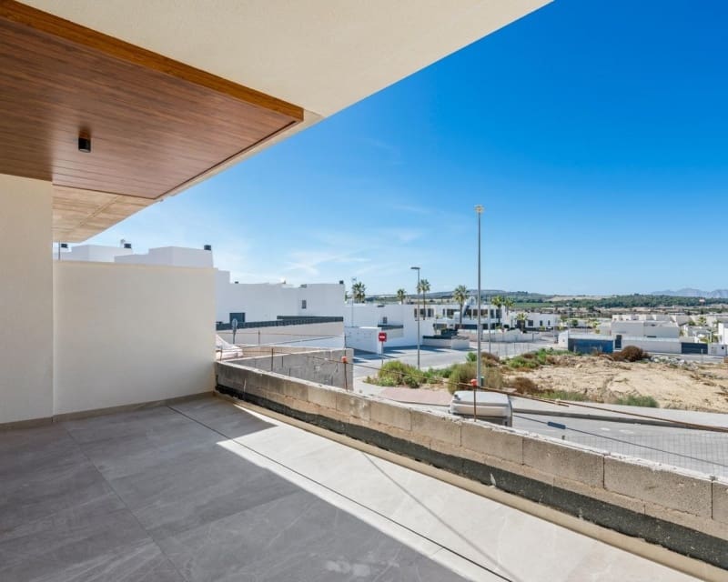 3 bedroom Apartment for sale in Benijofar with pool garage - € 425,000 (Ref: 10169220)