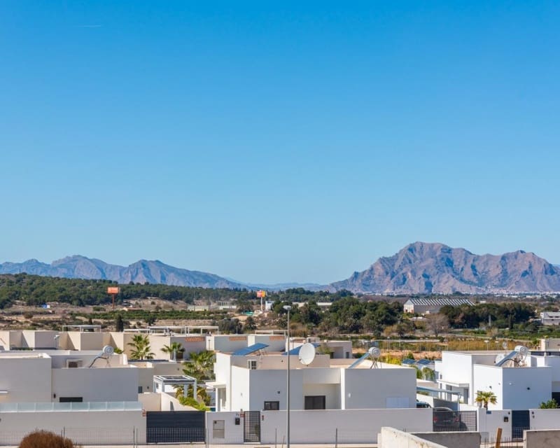 3 bedroom Apartment for sale in Benijofar with pool garage - € 425,000 (Ref: 10169220)