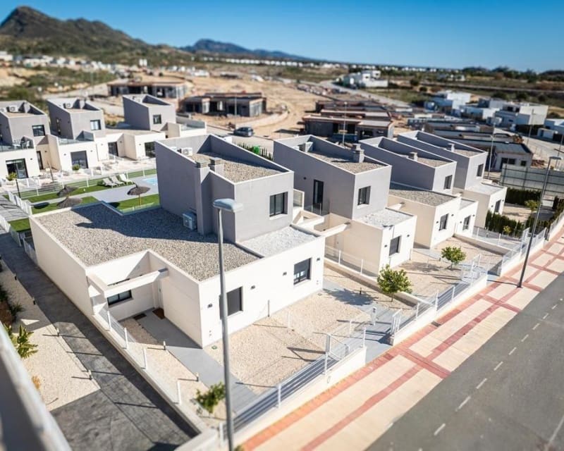 3 slaapkamer Villa te koop in Banos y Mendigo met zwembad - € 320.500 (Ref: 10169241)