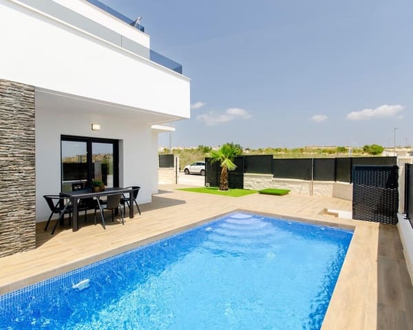 3 soveværelse Villa til salg i San Miguel de Salinas med swimmingpool - € 415.000 (Ref: 8124733)