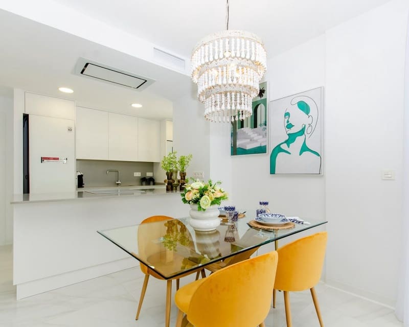 3 soveværelse Villa til salg i San Miguel de Salinas med swimmingpool - € 415.000 (Ref: 8124733)