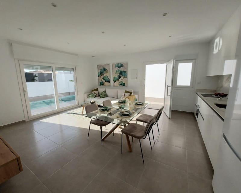 2 chambre Villa/Maison à vendre à Roldan avec piscine - 239 500 € (Ref: 8160616)