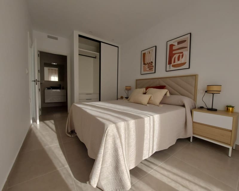 2 chambre Villa/Maison à vendre à Roldan avec piscine - 239 500 € (Ref: 8160616)