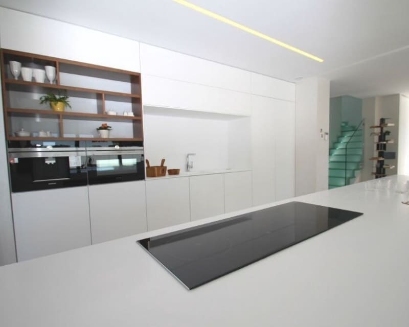 4 quarto Moradia para venda em Campoamor com piscina - 1 195 000 € (Ref: 8168230)