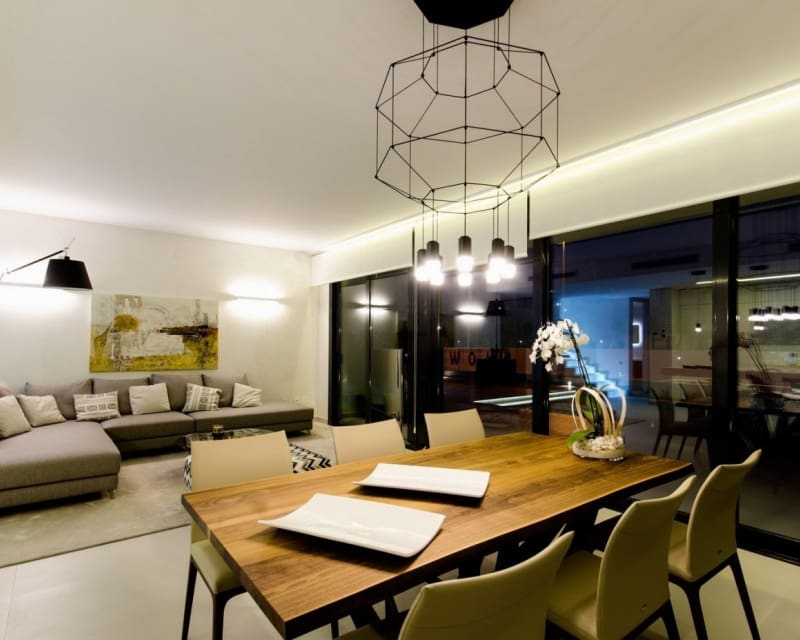 4 quarto Moradia para venda em Campoamor com piscina - 1 195 000 € (Ref: 8168230)