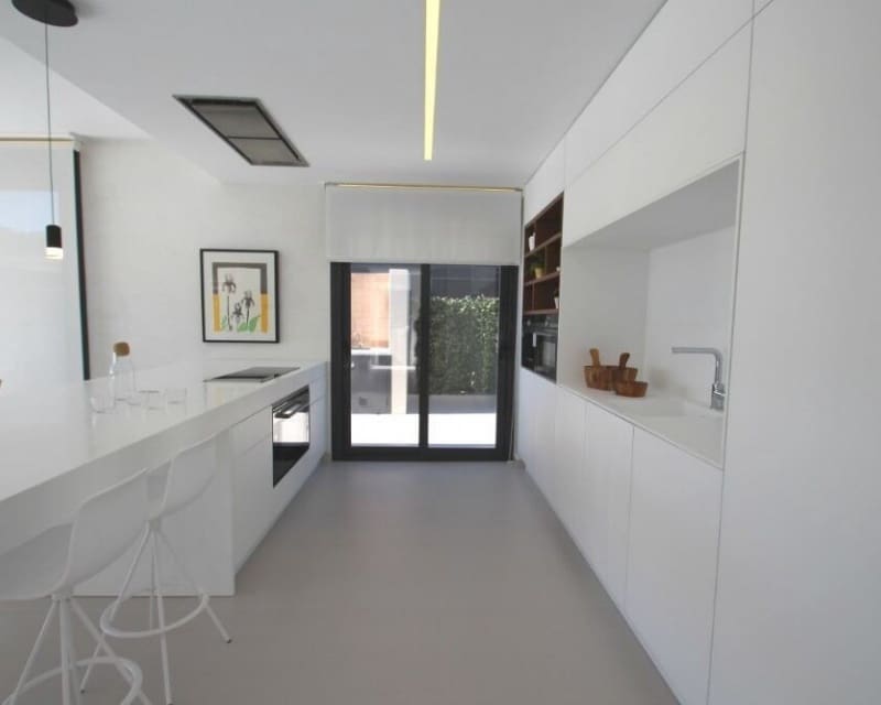 4 quarto Moradia para venda em Campoamor com piscina - 1 195 000 € (Ref: 8168230)