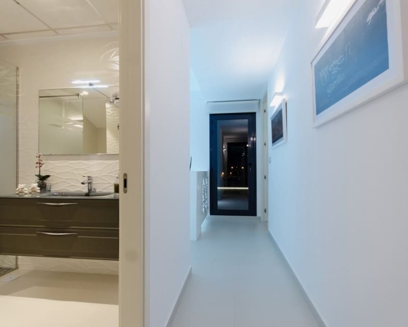 4 quarto Moradia para venda em Campoamor com piscina - 1 195 000 € (Ref: 8168230)