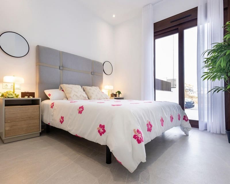 2 chambre Villa/Maison à vendre à San Miguel de Salinas avec piscine - 351 000 € (Ref: 8800219)