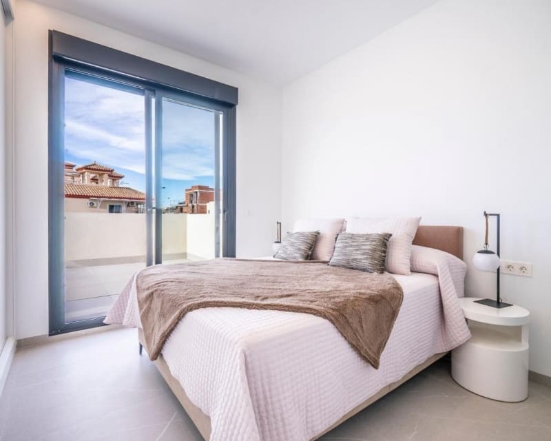 3 camera da letto Villa in vendita in Roldan con piscina garage - 415.950 € (Rif: 8990190)