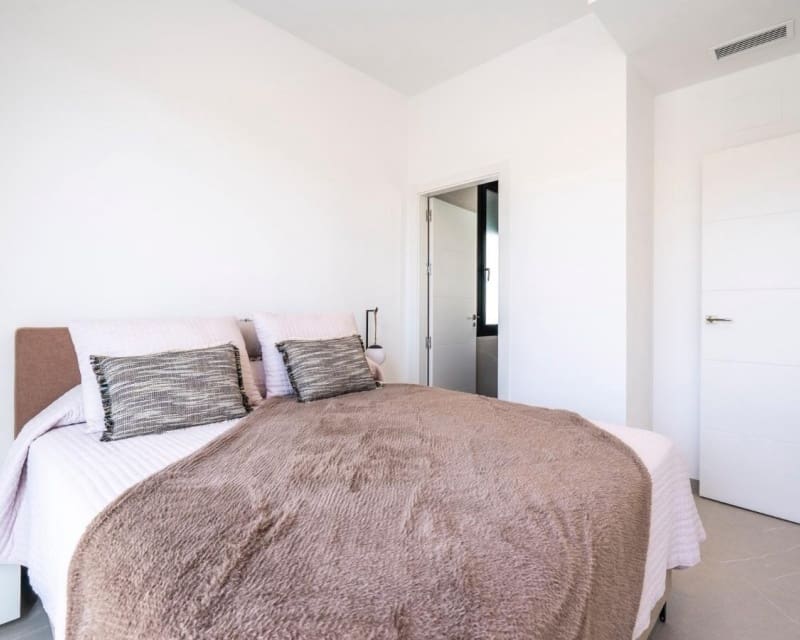 3 camera da letto Villa in vendita in Roldan con piscina garage - 415.950 € (Rif: 8990190)