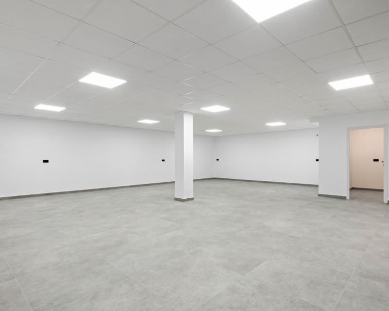 4 soveværelse Villa til salg i La Zenia med swimmingpool - € 1.600.000 (Ref: 8990191)