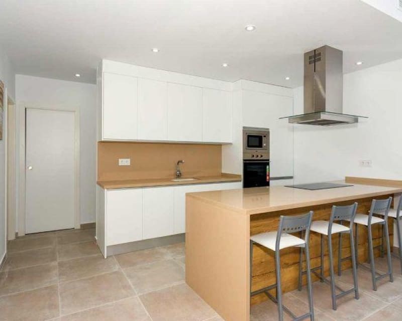 3 quarto Moradia para venda em Daya Nueva com piscina - 438 000 € (Ref: 9180388)