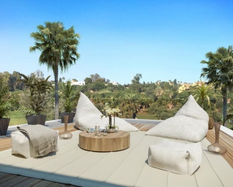 4 slaapkamer Villa te koop in El Paraiso met zwembad - € 1.790.000 (Ref: 9187615)