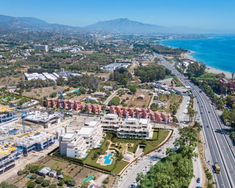 2 bedroom Apartment for sale in Estepona with pool - € 497,000 (Ref: 9187617)