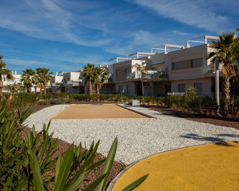 2 Zimmer Apartment zu verkaufen in San Miguel de Salinas mit Pool - 299.900 € (Ref: 9216712)