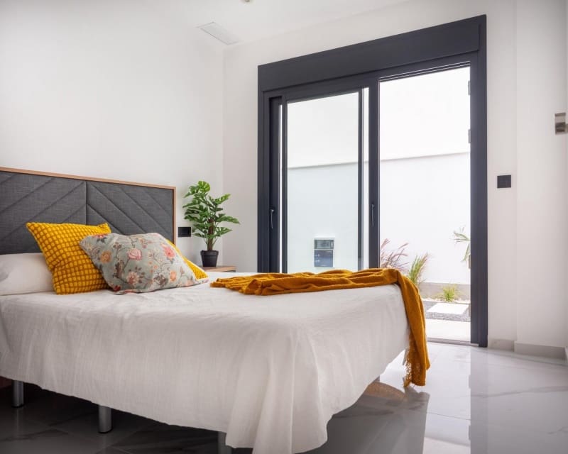 3 soveværelse Villa til salg i San Pedro del Pinatar med swimmingpool - € 478.000 (Ref: 9254216)