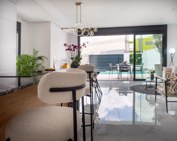 3 soveværelse Villa til salg i San Pedro del Pinatar ciudad, San Pedro del Pinatar med swimmingpool - € 478.000 (Ref: 9254216)