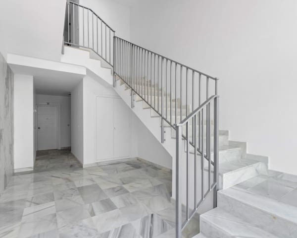 2 soverom Leilighet til salgs i Villamartin, Orihuela med svømmebasseng - € 425 000 (Ref: 9254221)