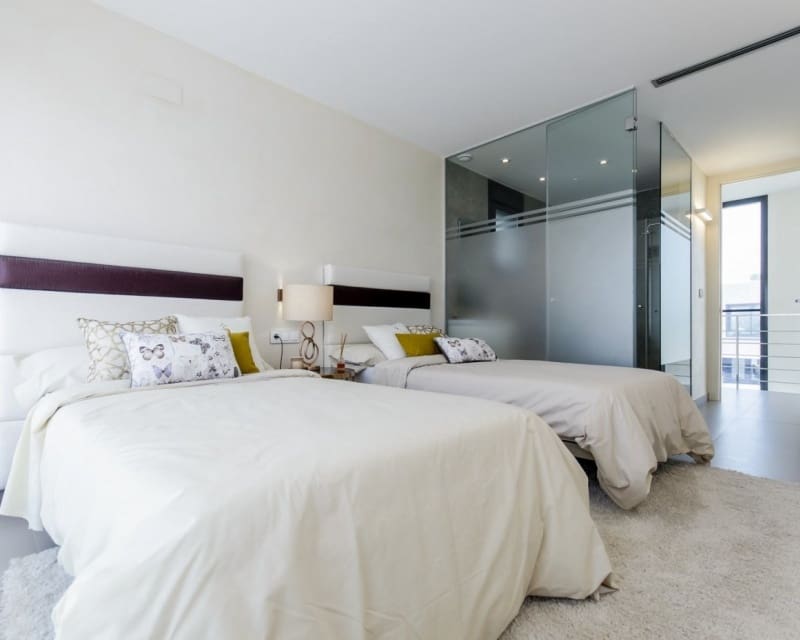 3 quarto Moradia para venda em Campoamor com piscina - 1 195 000 € (Ref: 9254228)