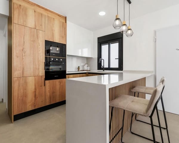 3 camera da letto Villa in vendita in San Pedro del Pinatar ciudad, San Pedro del Pinatar con piscina - 380.000 € (Rif: 9262331)