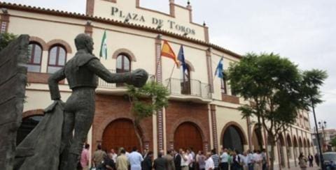 3 quarto Apartamento para venda em Fuengirola com piscina - 1 550 000 € (Ref: 9446014)