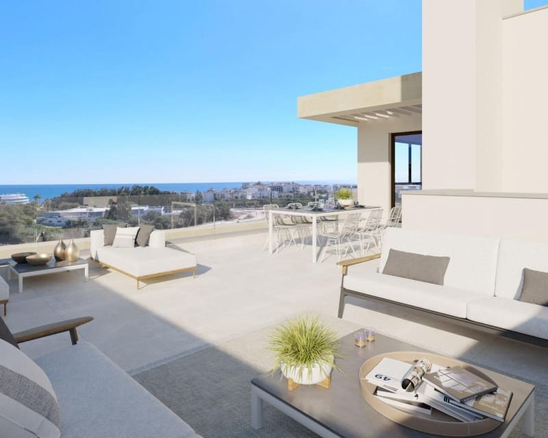 3 bedroom Apartment for sale in Estepona with pool - € 564,000 (Ref: 9446015)