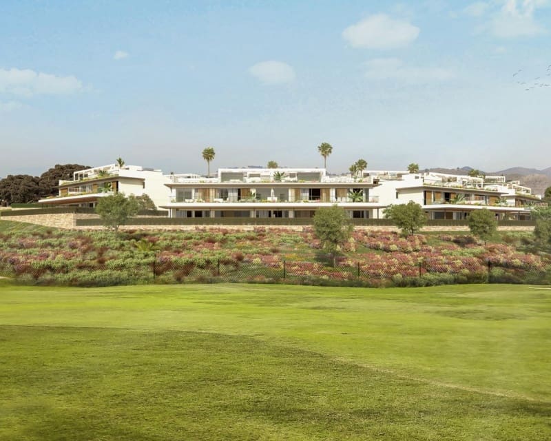 4 bedroom Apartment for sale in Los Monteros with pool - € 1,345,000 (Ref: 9446016)
