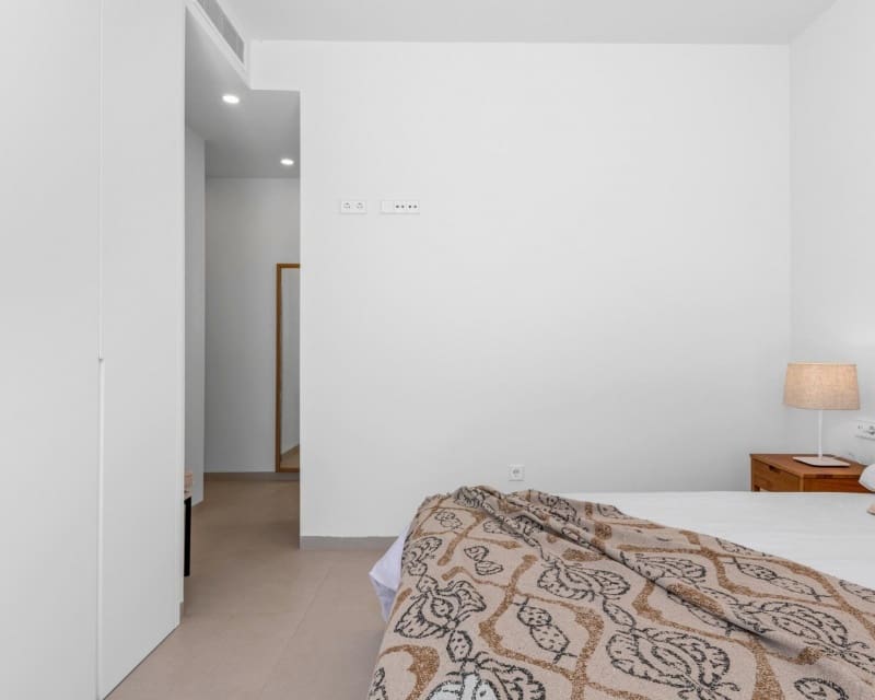 Chalet de 3 habitaciones en Los Alcázares en venta con piscina - 689.900 € (Ref: 9496987)