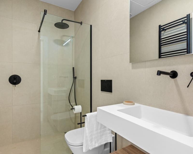 Chalet de 3 habitaciones en Los Alcázares en venta con piscina - 689.900 € (Ref: 9496987)