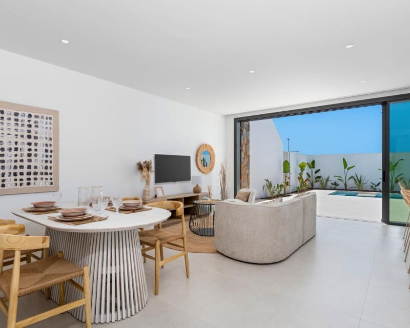 3 chambre Villa/Maison à vendre à Los Alcazares avec piscine - 499 900 € (Ref: 9496988)