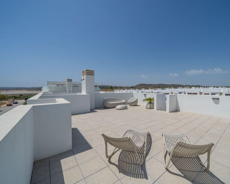 Apartamento de 3 habitaciones en San Miguel de Salinas en venta con piscina - 299.900 € (Ref: 9574044)