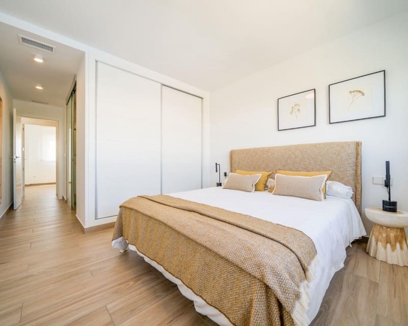 2 soveværelse Lejlighed til salg i San Miguel de Salinas med swimmingpool - € 269.900 (Ref: 9574045)